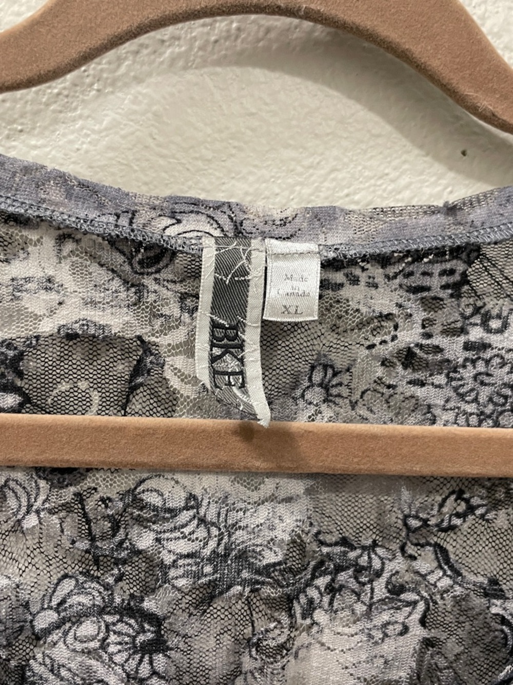 BKE VTG Y2K Sheer Floral Mesh Long Sleeve Top - Picture 5 of 7